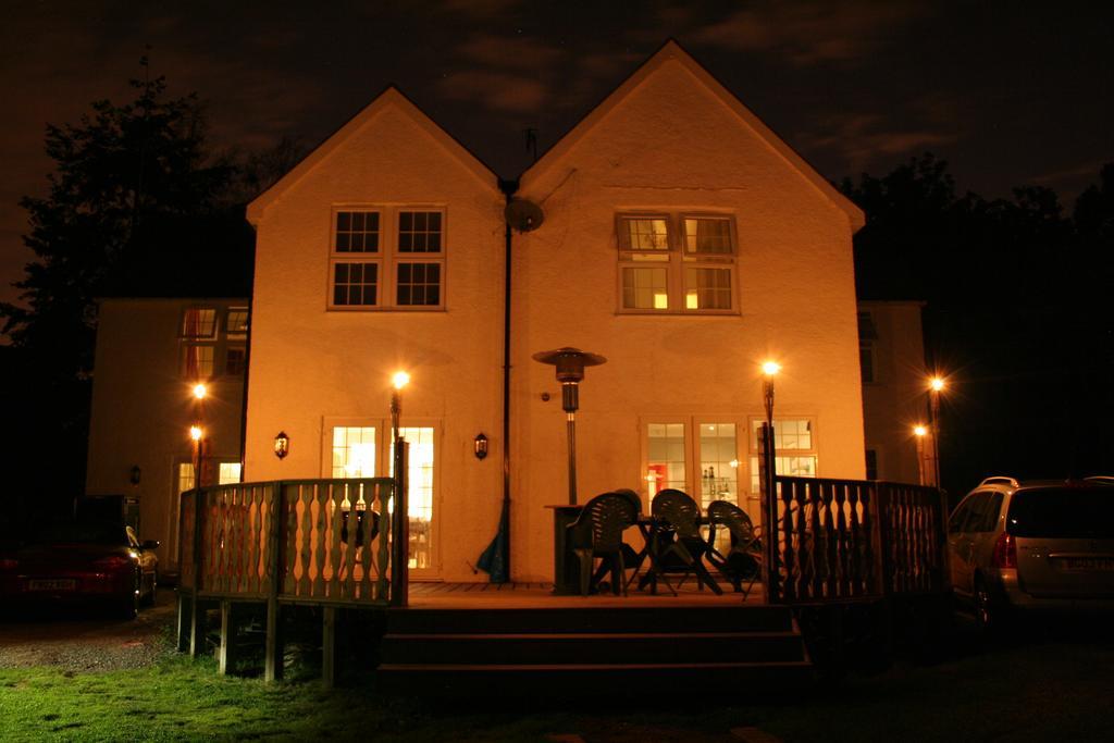 Oakhurst Gatwick B&B Кролей Экстерьер фото